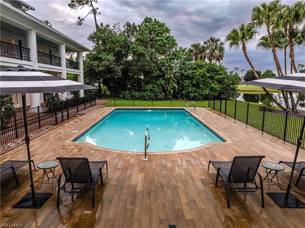 13189 Valewood Dr, Naples, FL 34119-46