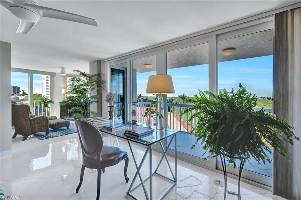 6585 Nicholas Blvd 404, Naples, FL 34108-12