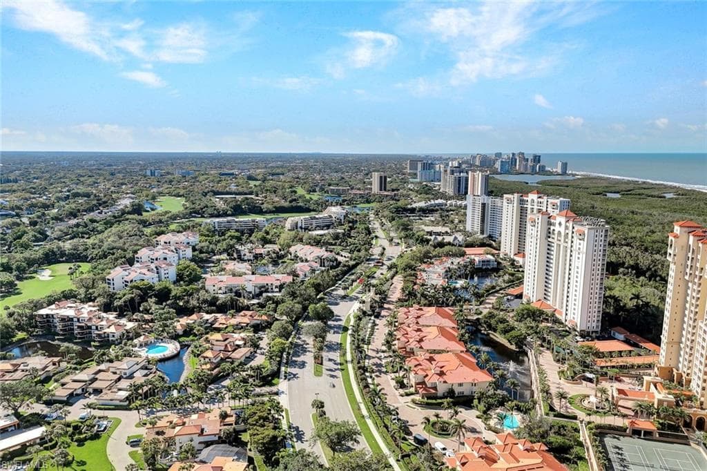 6585 Nicholas Blvd 404, Naples, FL 34108-41