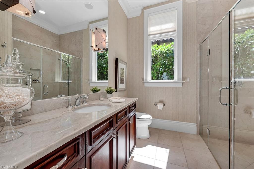 1580 Marsh Wren Ln, Naples, FL 34105-18