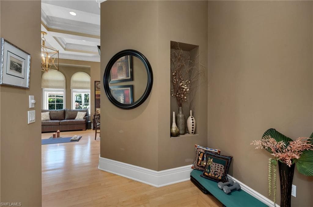 1580 Marsh Wren Ln, Naples, FL 34105-24