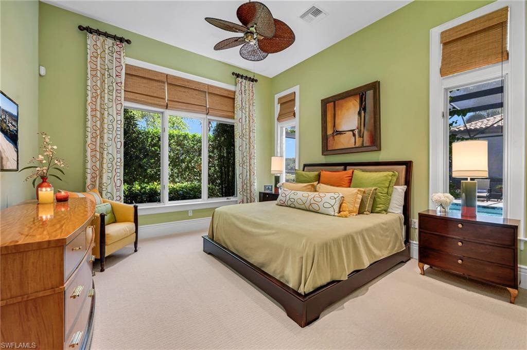 1580 Marsh Wren Ln, Naples, FL 34105-28