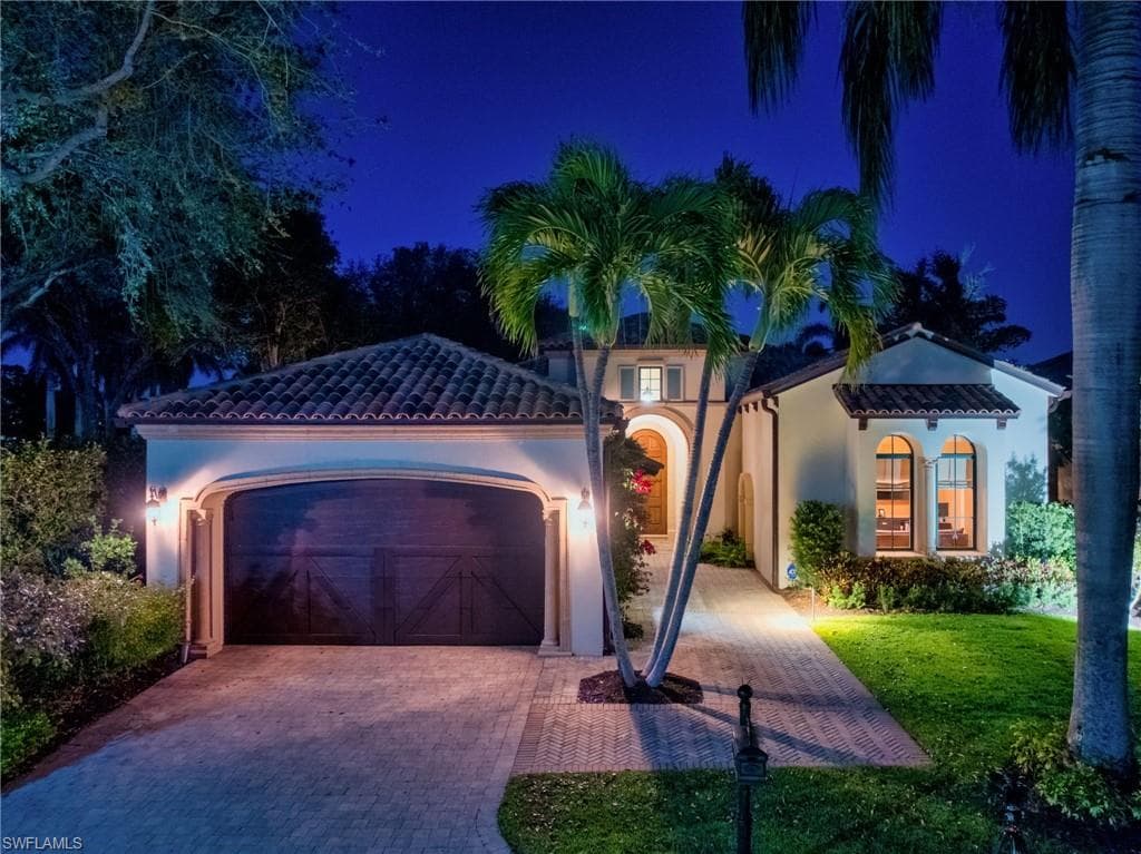 1580 Marsh Wren Ln, Naples, FL 34105-44
