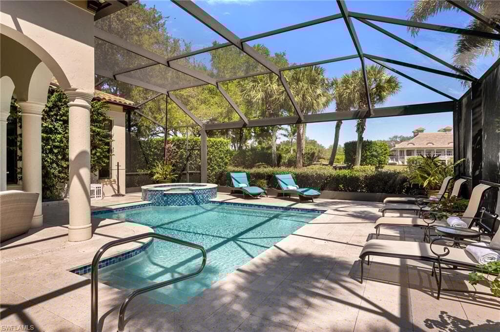 1580 Marsh Wren Ln, Naples, FL 34105-47
