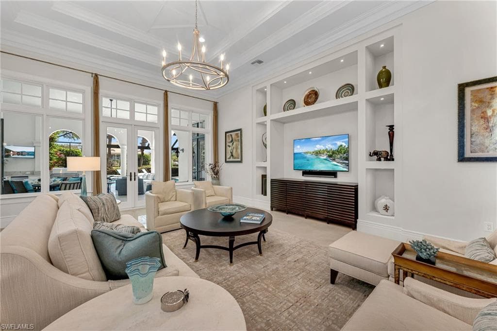 1580 Marsh Wren Ln, Naples, FL 34105-8