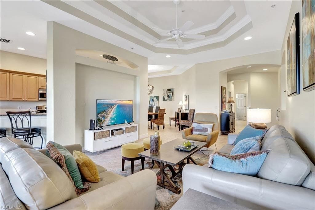 8735 Coastline Ct 202, Naples, FL 34120-12
