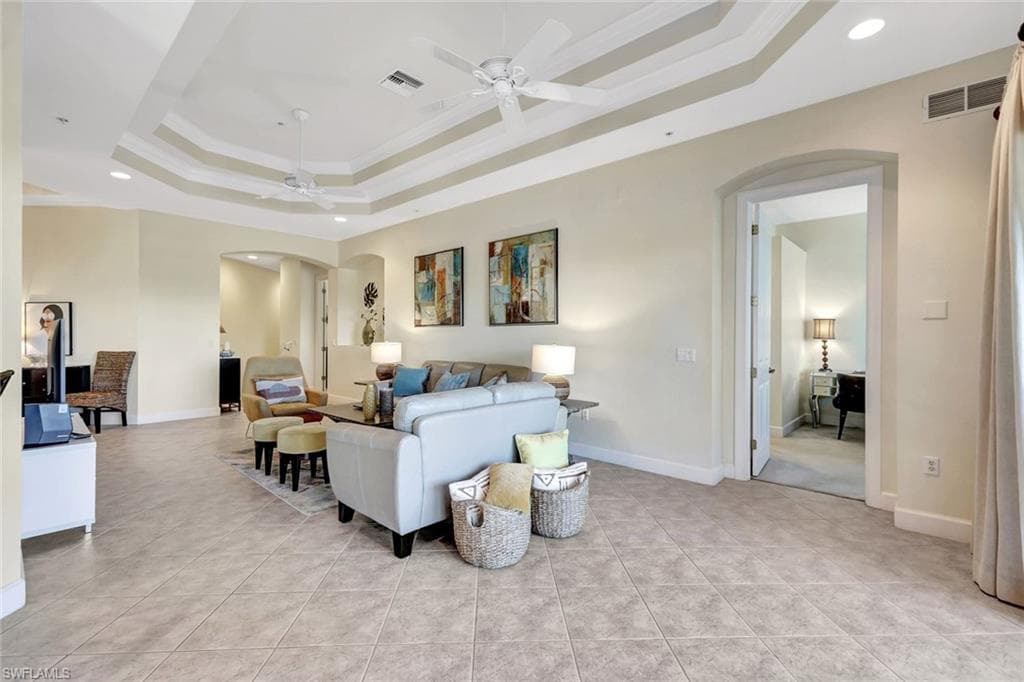 8735 Coastline Ct 202, Naples, FL 34120-13
