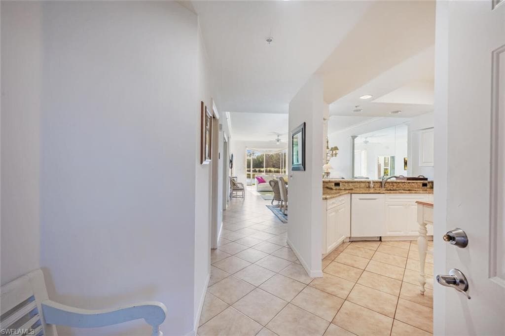 8400 Naples Heritage Dr 1511, Naples, FL 34112-9
