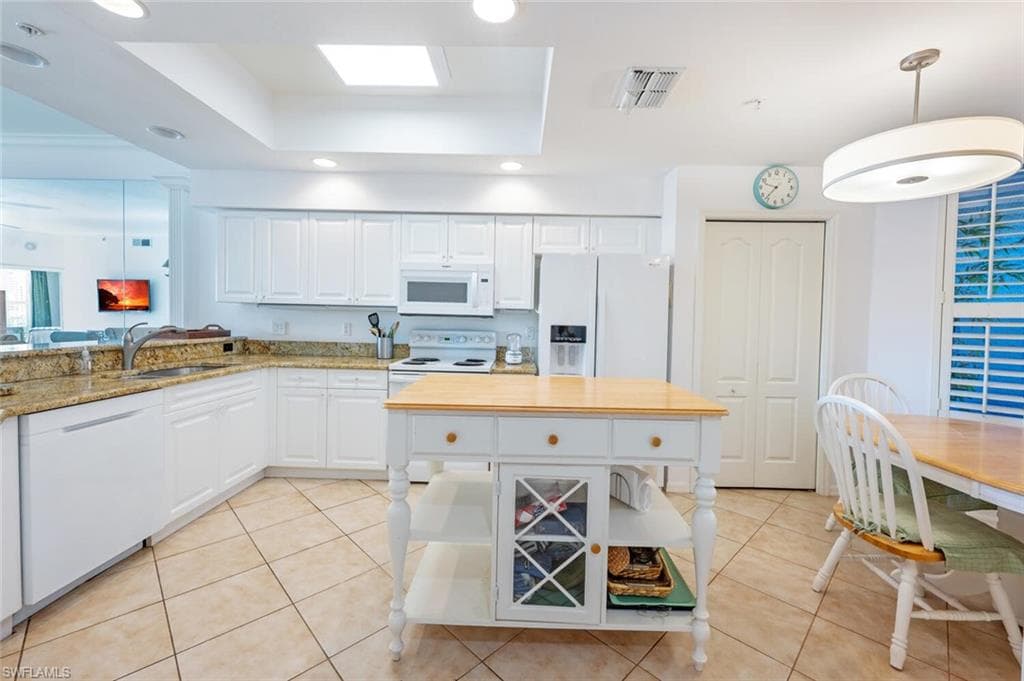 8400 Naples Heritage Dr 1511, Naples, FL 34112-10