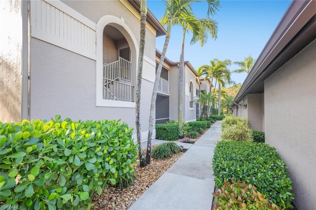 8400 Naples Heritage Dr 1511, Naples, FL 34112-4
