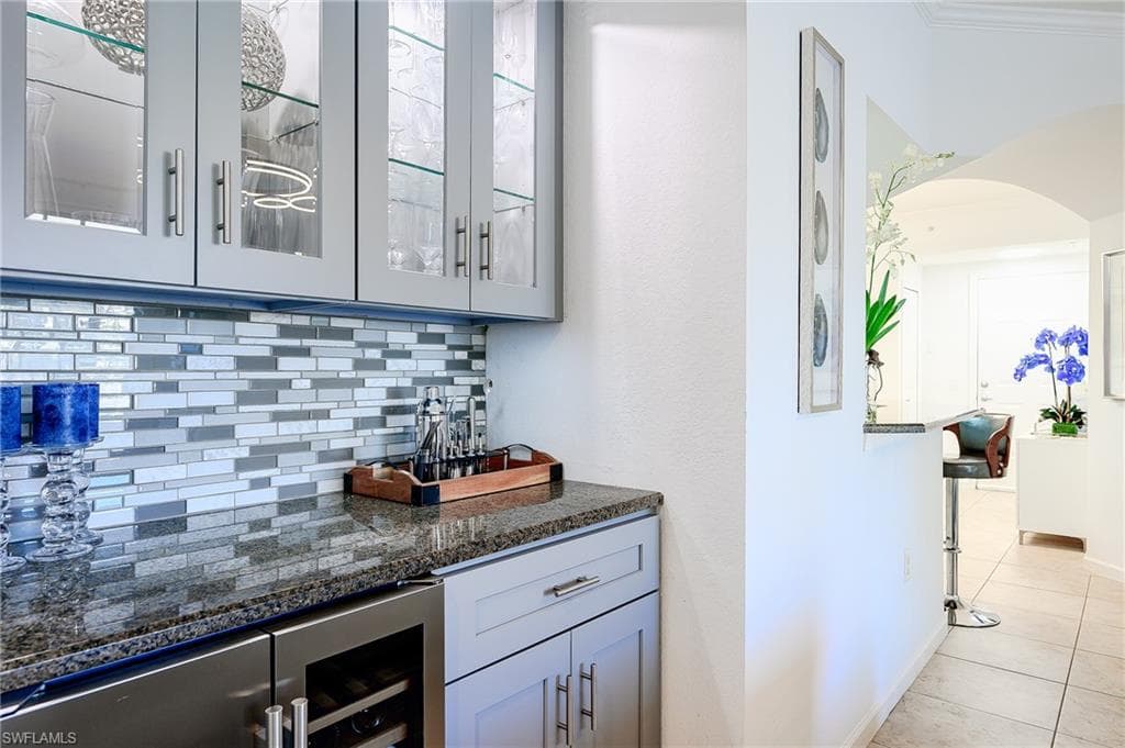 13000 Positano Cir 108, Naples, FL 34105-8