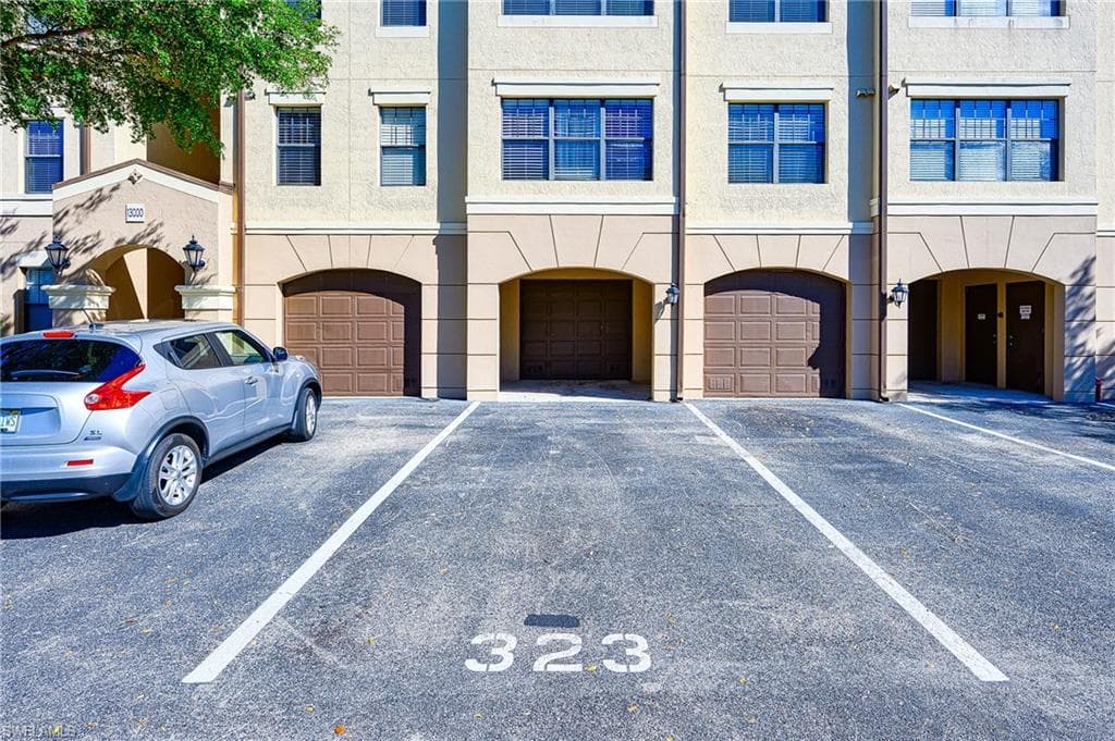 13000 Positano Cir 108, Naples, FL 34105-24