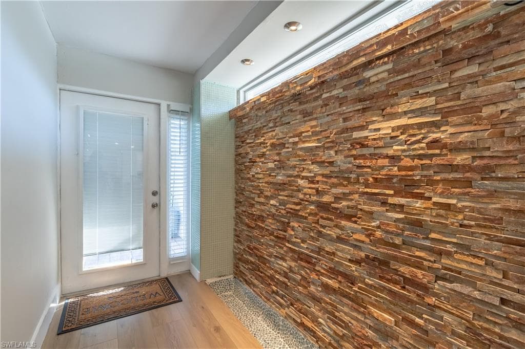 2237 Kings Lake Blvd, Naples, FL 34112-14