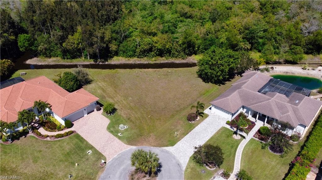 18163 Baywood Dr, Naples, FL 34114-6