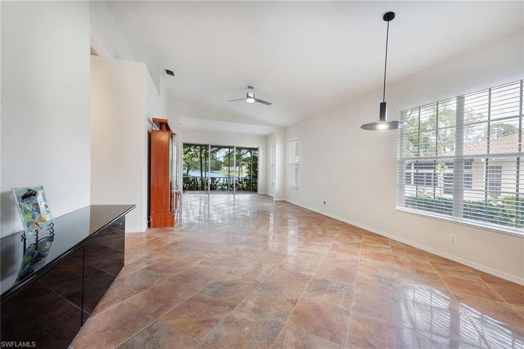 1195 Imperial Dr 56, Naples, FL 34110-11