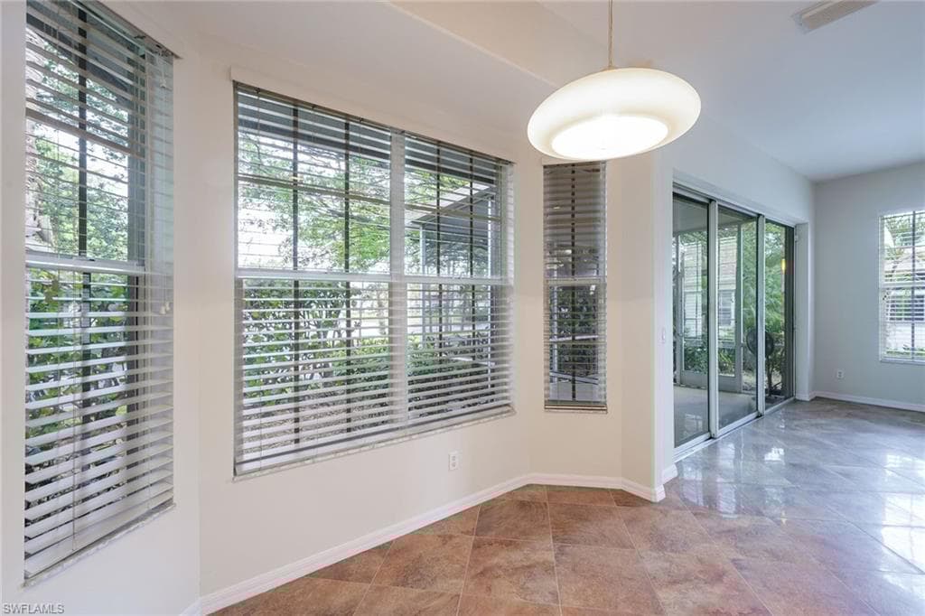1195 Imperial Dr 56, Naples, FL 34110-16