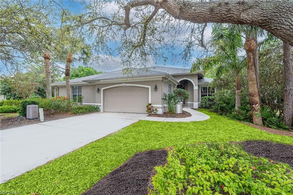 1195 Imperial Dr 56, Naples, FL 34110-1
