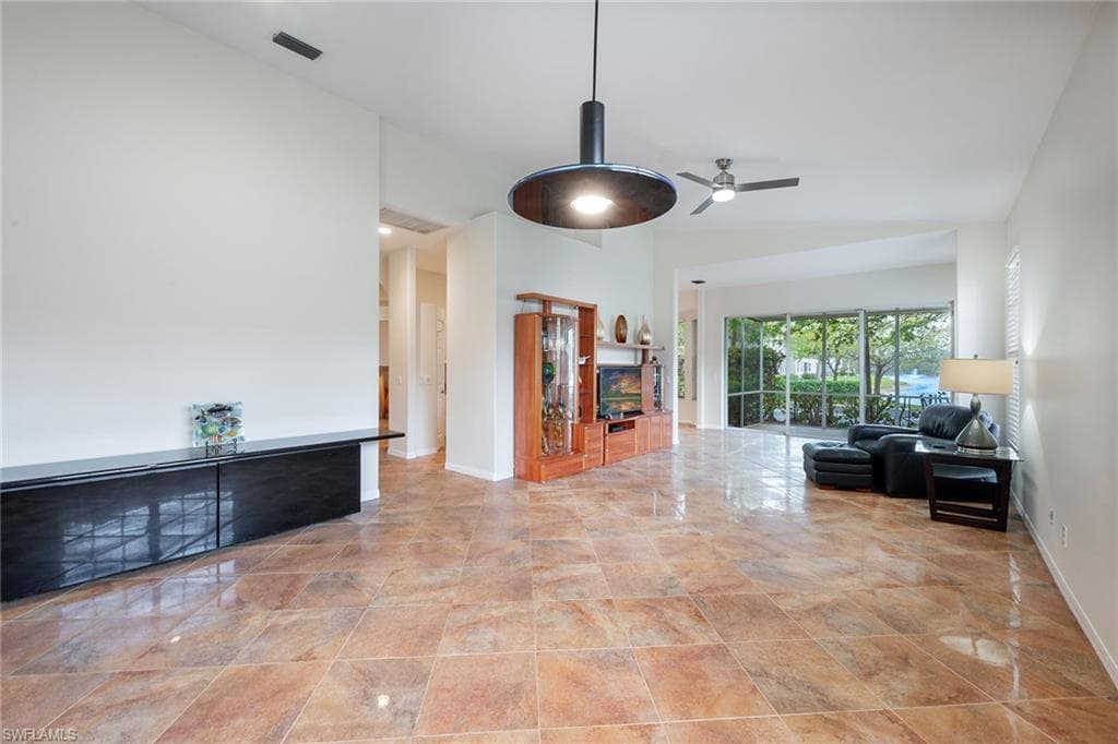 1195 Imperial Dr 56, Naples, FL 34110-6