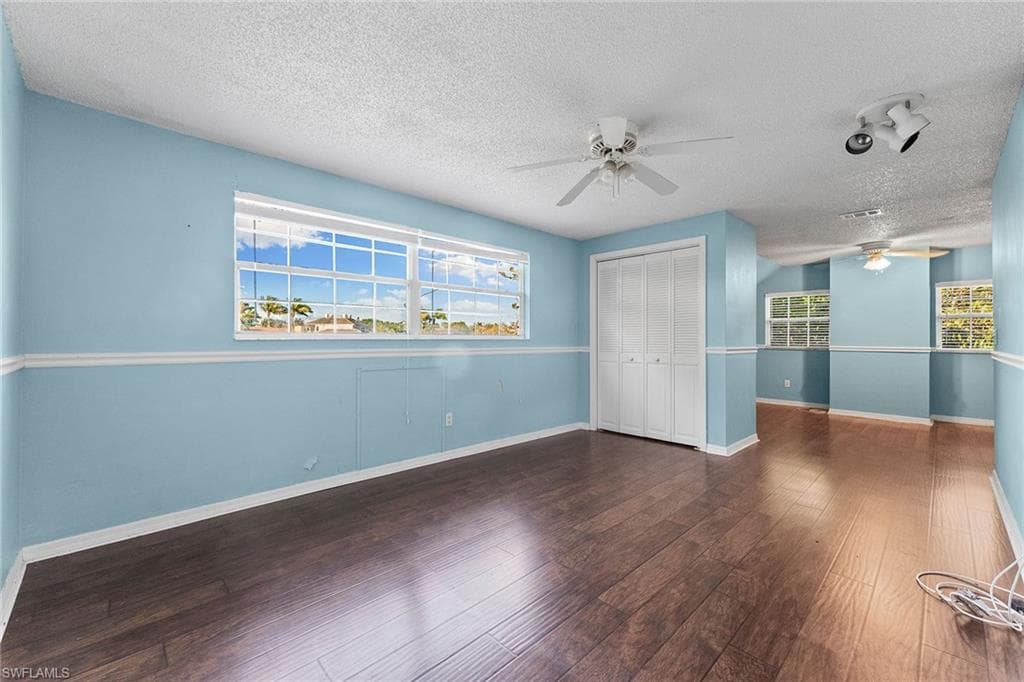 517 Devils Ln, Naples, FL 34103-15