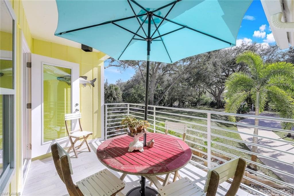 3643 North Rd, Naples, FL 34104-10