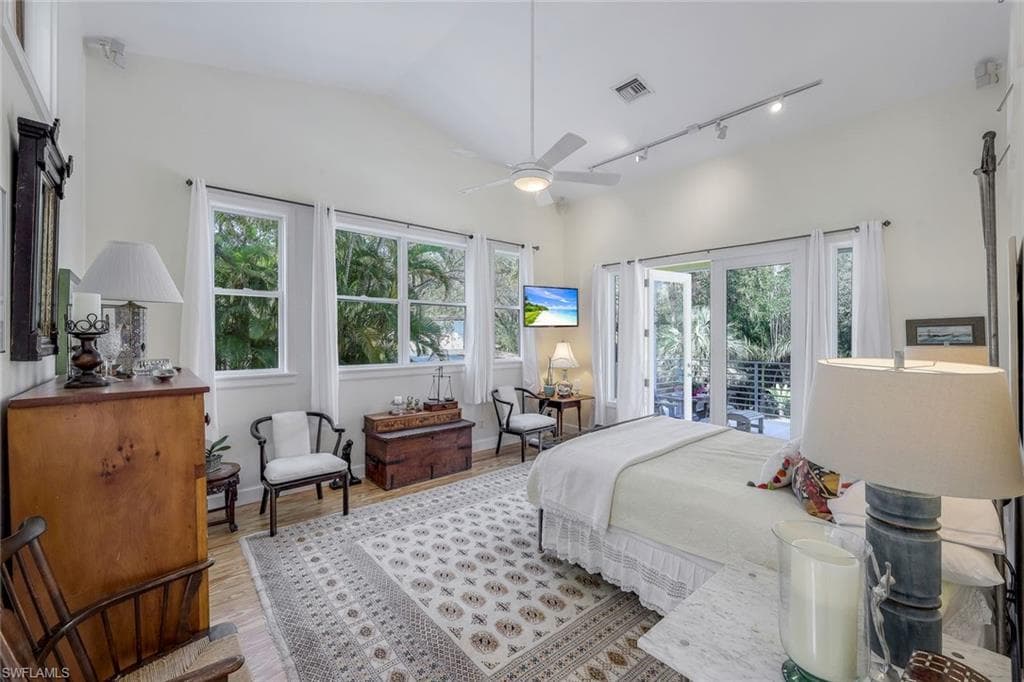 3643 North Rd, Naples, FL 34104-11