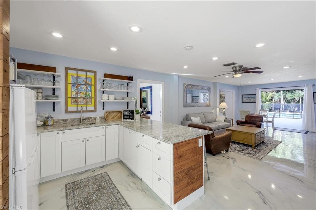 3643 North Rd, Naples, FL 34104-19