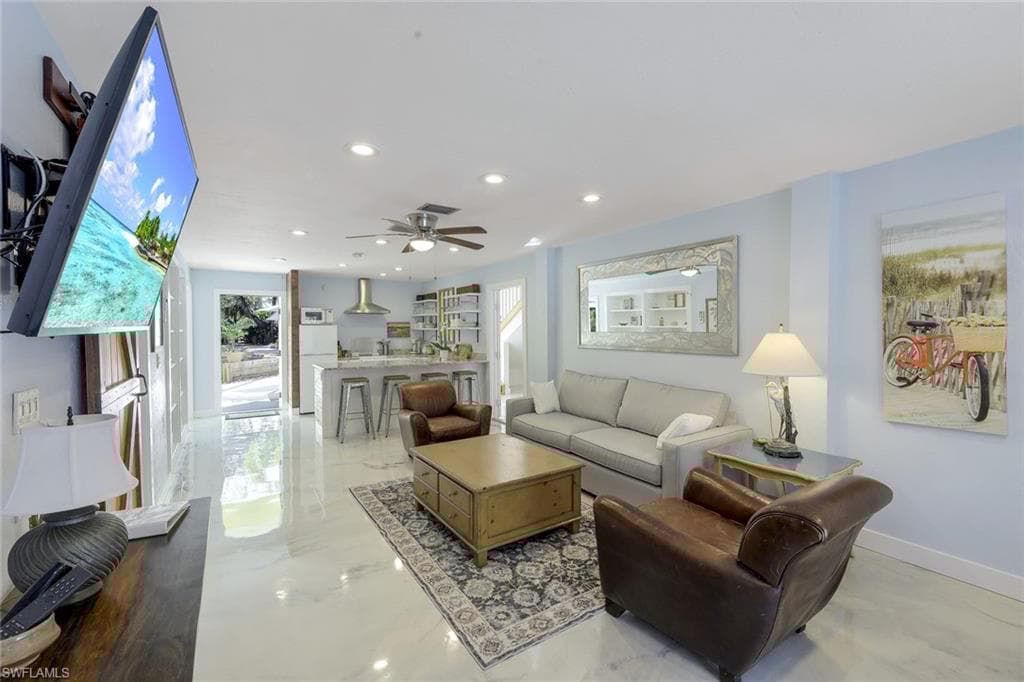 3643 North Rd, Naples, FL 34104-24