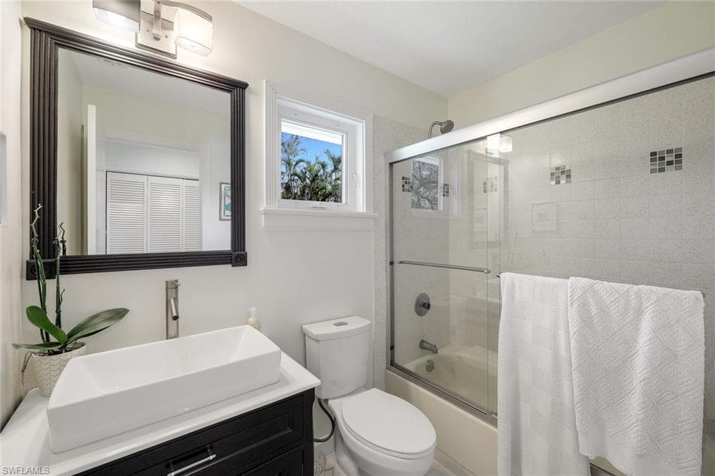 3643 North Rd, Naples, FL 34104-29