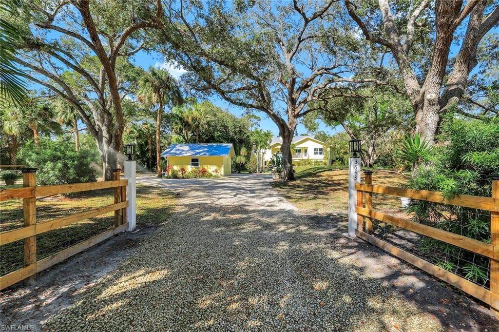 3643 North Rd, Naples, FL 34104-42
