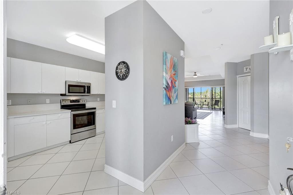 7831 Regal Heron Cir 304, Naples, FL 34104-12