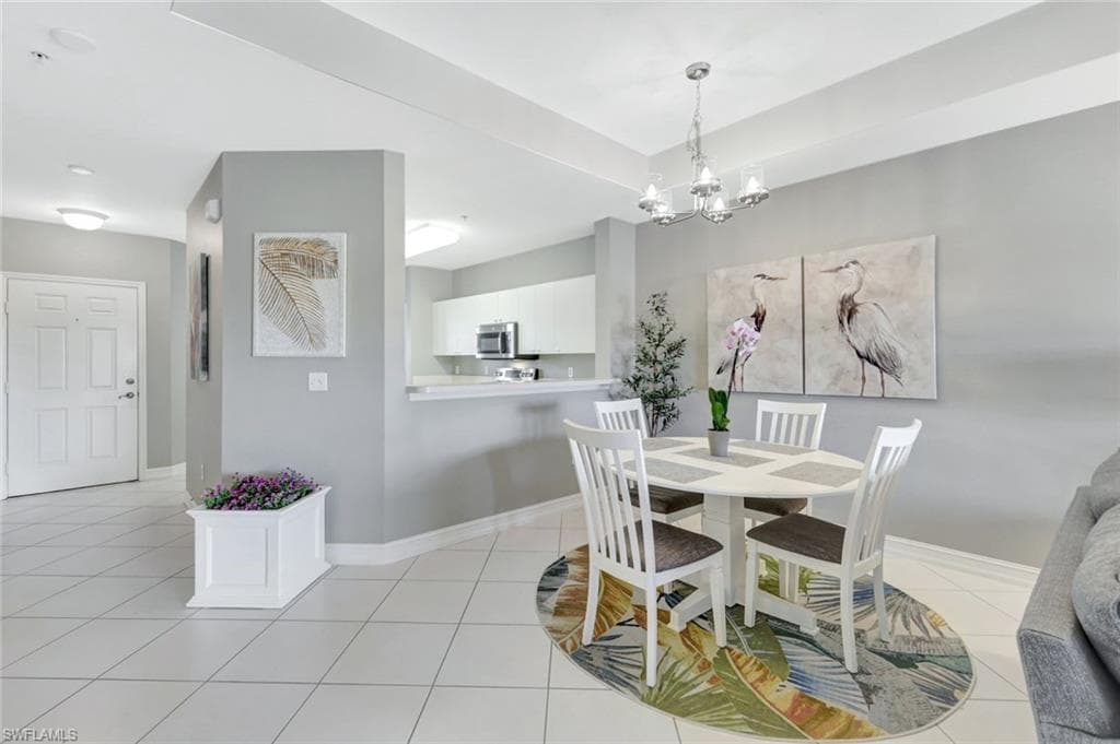 7831 Regal Heron Cir 304, Naples, FL 34104-15