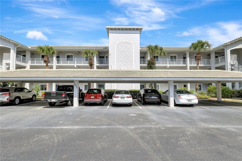 7831 Regal Heron Cir 304, Naples, FL 34104-30