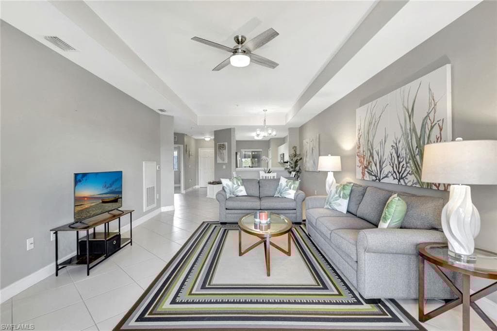 7831 Regal Heron Cir 304, Naples, FL 34104-6