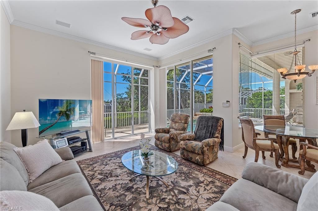 560 Inlet Dr, Marco Island, FL 34145-19