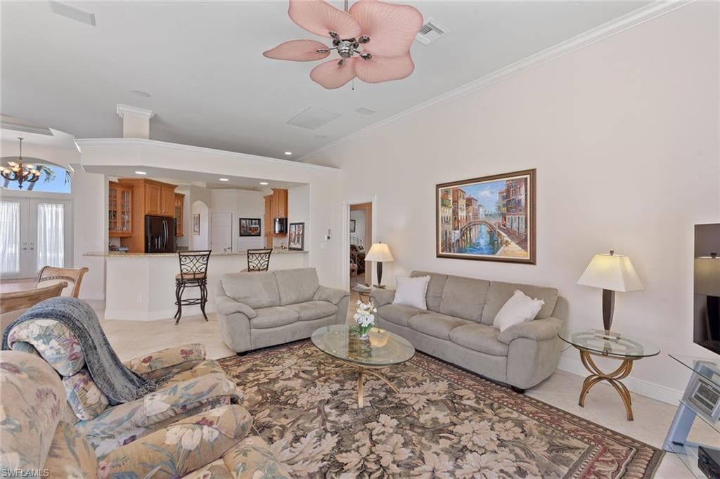 560 Inlet Dr, Marco Island, FL 34145-20