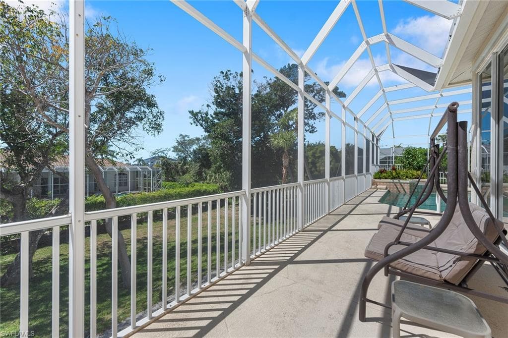 560 Inlet Dr, Marco Island, FL 34145-23