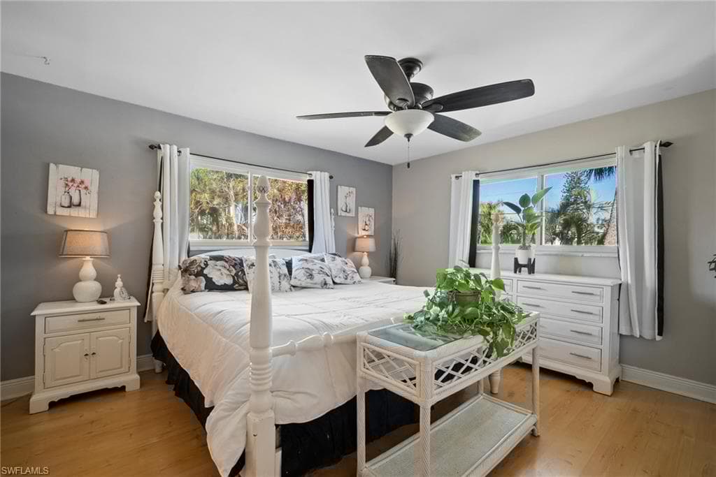 727 Glendale Ave, Naples, FL 34110-11