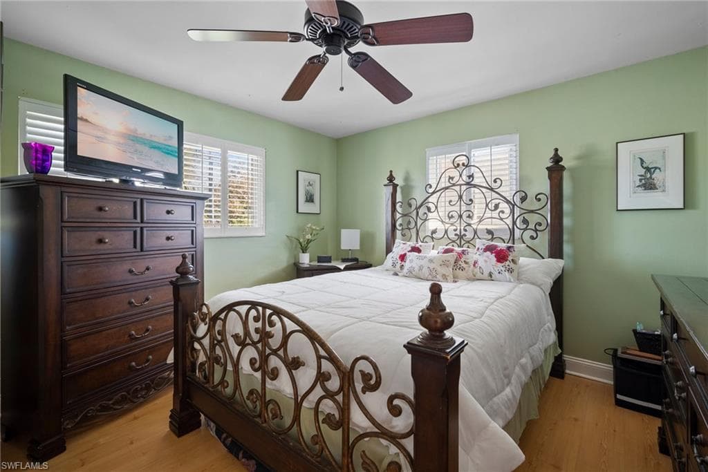727 Glendale Ave, Naples, FL 34110-14