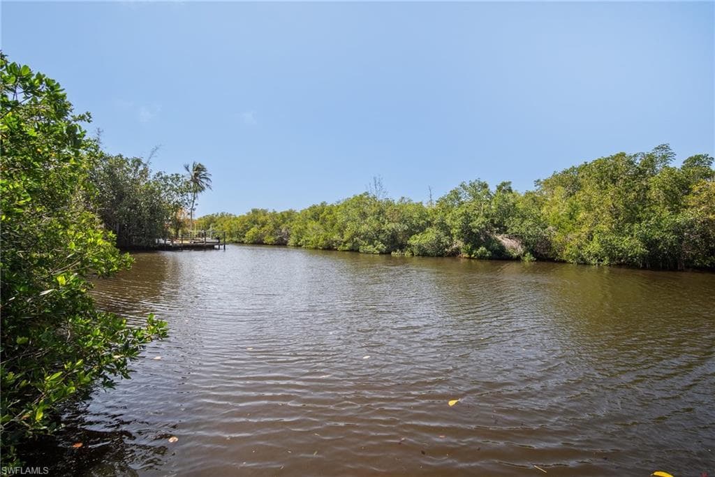 727 Glendale Ave, Naples, FL 34110-26