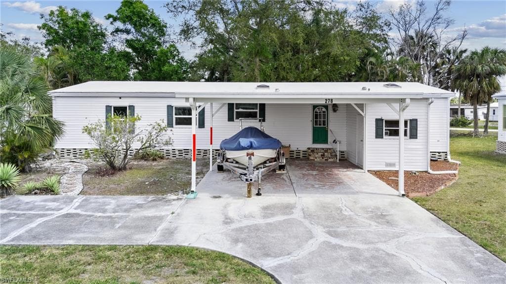 278 Riverwood Rd, Naples, FL 34114-2