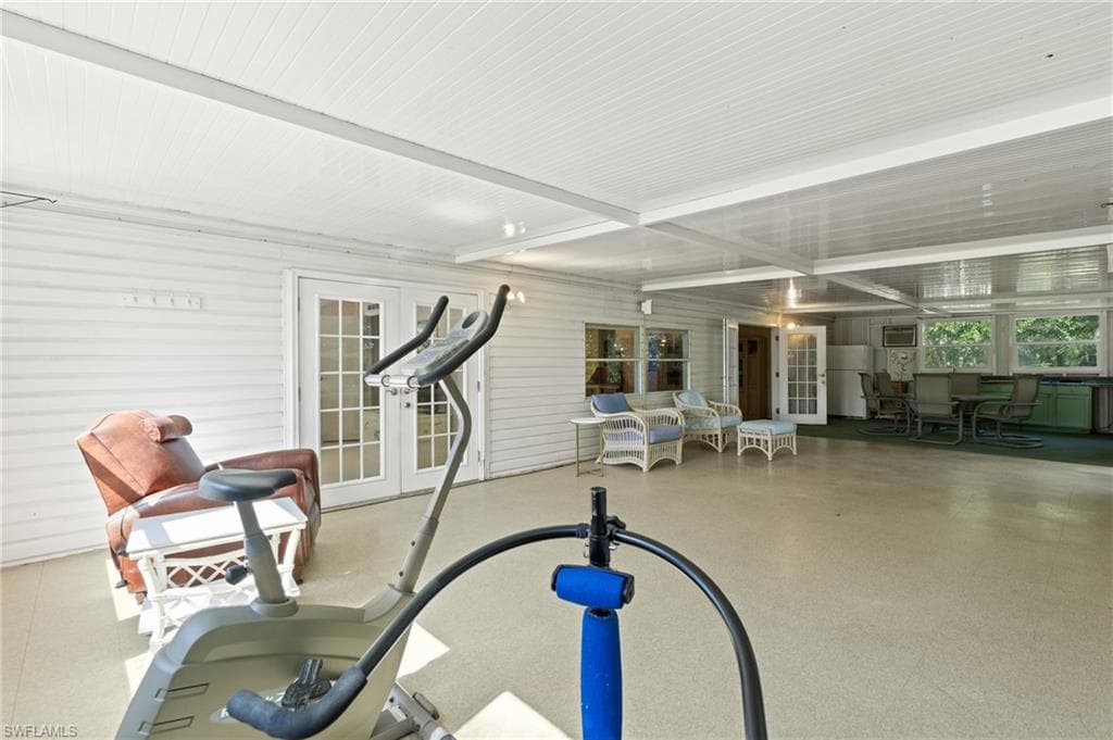 278 Riverwood Rd, Naples, FL 34114-38