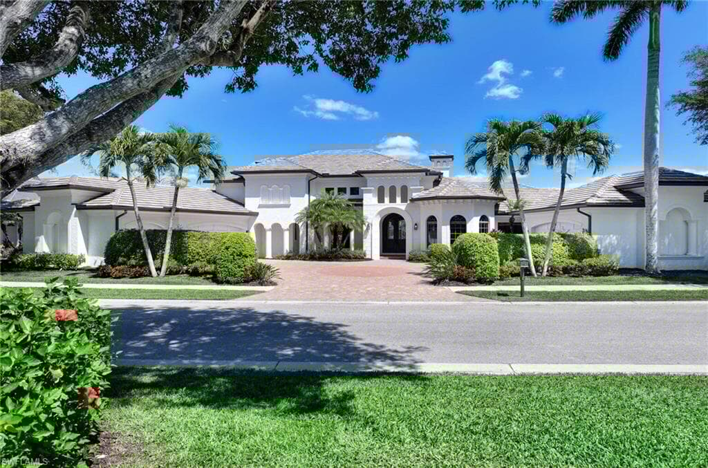 3027 Mona Lisa Blvd, Naples, FL 34119-1