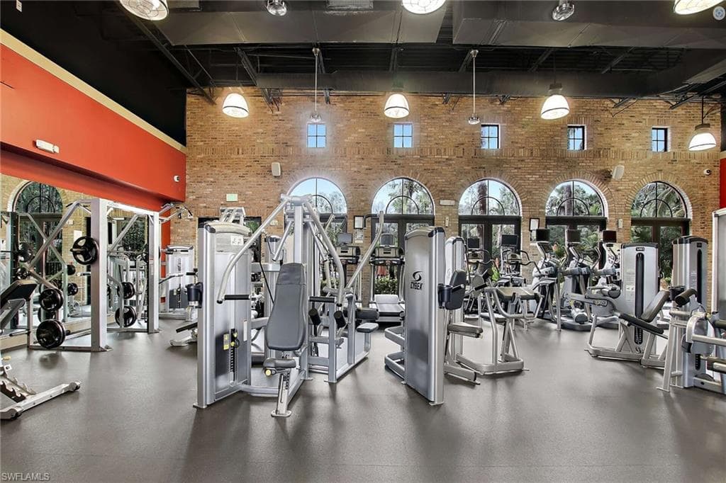 8965 Malibu Ln 802, Naples, FL 34113-28