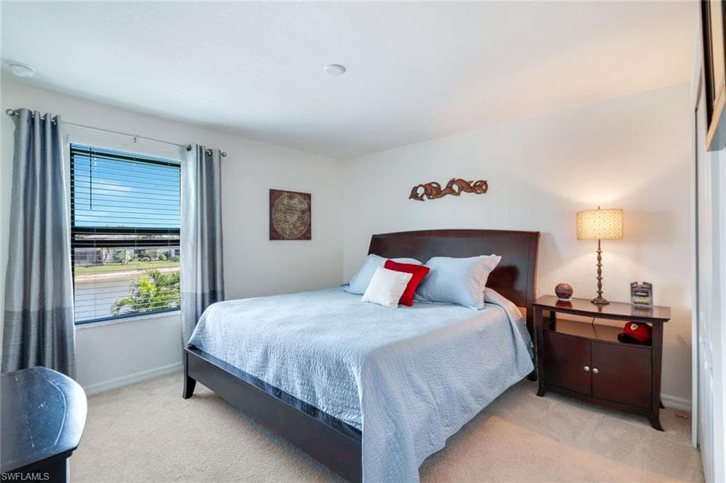 9250 Shadow Oak Ln, Naples, FL 34120-32