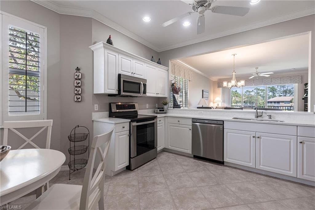 3989 Bishopwood Ct E 201, Naples, FL 34114-12