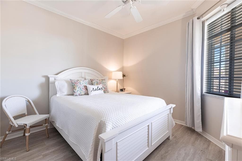 3989 Bishopwood Ct E 201, Naples, FL 34114-20