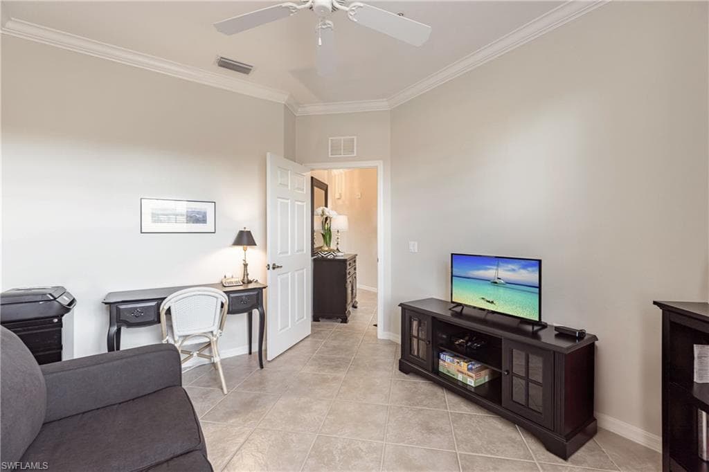 3989 Bishopwood Ct E 201, Naples, FL 34114-24