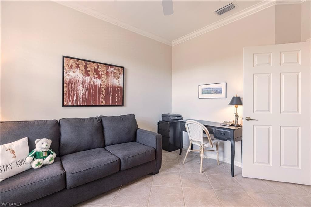 3989 Bishopwood Ct E 201, Naples, FL 34114-25