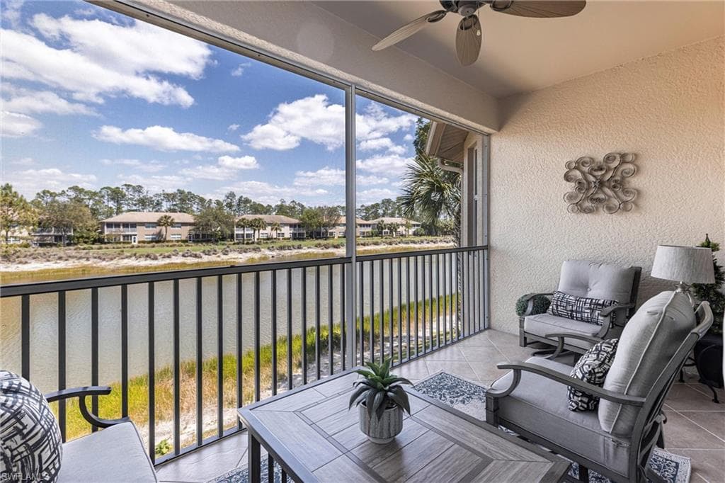 3989 Bishopwood Ct E 201, Naples, FL 34114-2