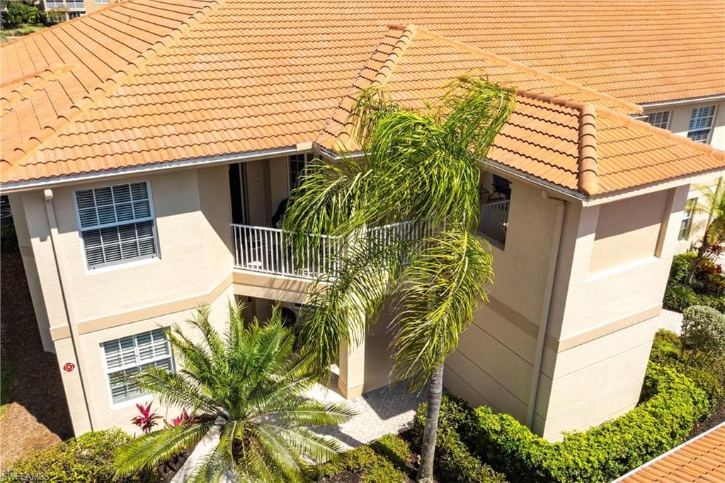 3989 Bishopwood Ct E 201, Naples, FL 34114-33